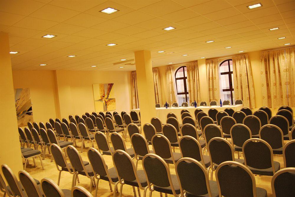 B&B Hotel Madrid Fuenlabrada Fasiliteter bilde